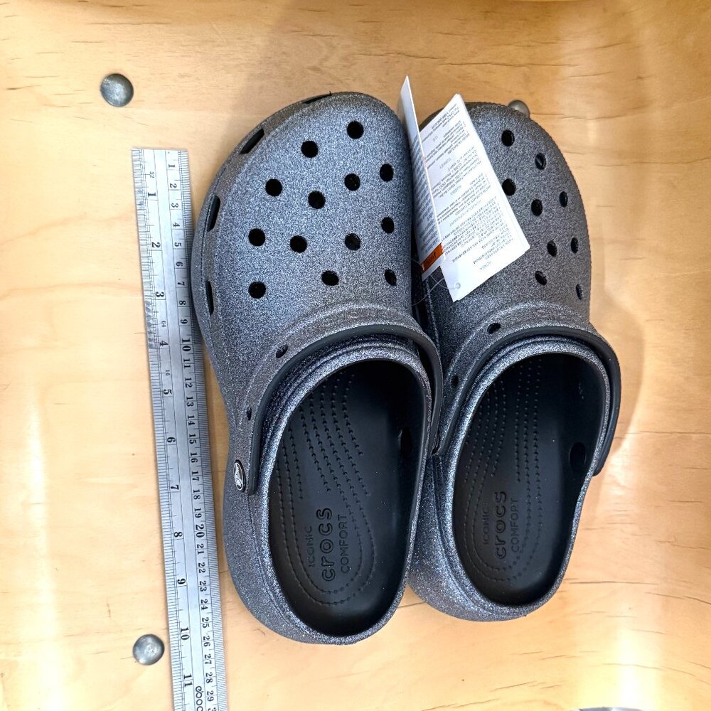 NWT CROCS Silver Glitter Platform Comfort Clogs Womens Size 10 Sparkly New - Picture 2 of 13